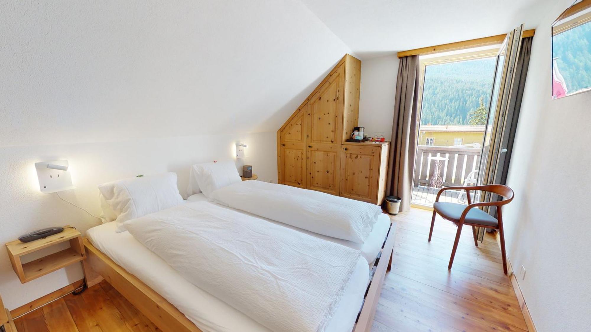 Hotel Traube Scuol Esterno foto